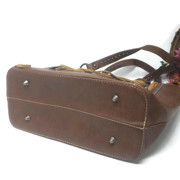 New! Montana West Concealed Carry Tote with Tassels - Picture 7 of 8